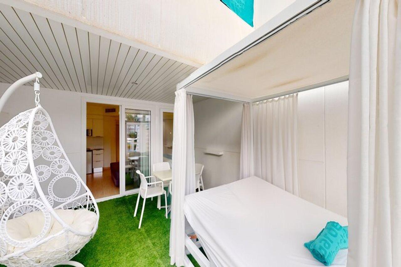 Aparthotel Tropic Garden Санта Еулалия дел Рио Екстериор снимка