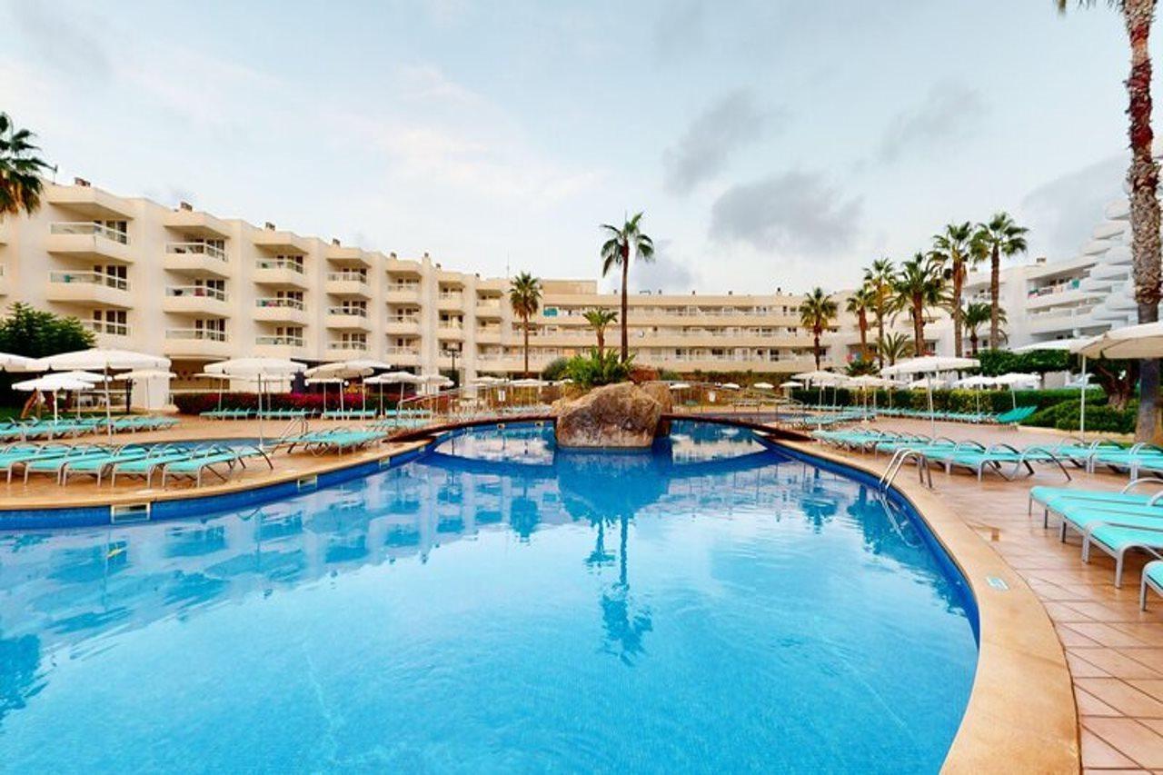 Aparthotel Tropic Garden Санта Еулалия дел Рио Екстериор снимка