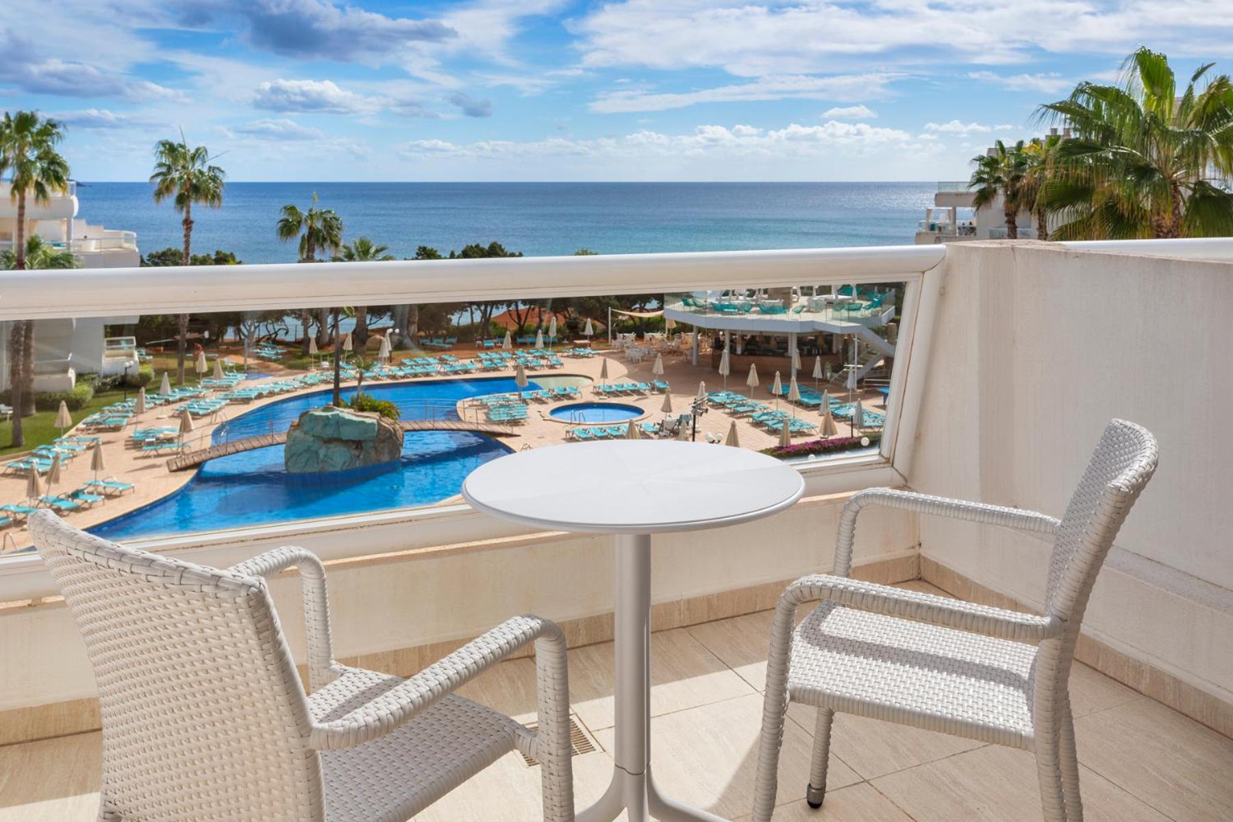 Aparthotel Tropic Garden Санта Еулалия дел Рио Екстериор снимка