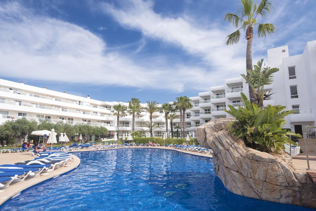 Aparthotel Tropic Garden Санта Еулалия дел Рио Екстериор снимка